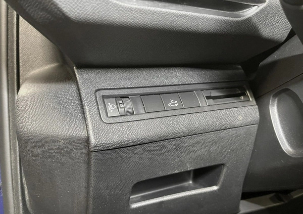 Peugeot 3008 cena 93000 przebieg: 116000, rok produkcji 2019 z Jasień małe 781
